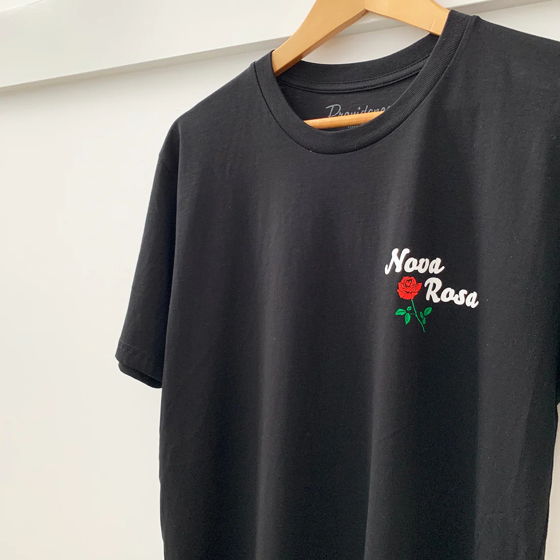 Nova Rosa Chest Print T-Shirt - Black - Image 3